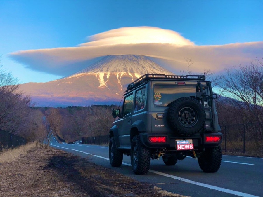 富士山とJimny4×4