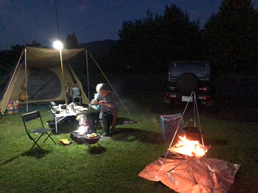 9月のキャンプ（夜中寒かったです）